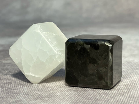Natural Stone Ice Cube (Set of 4)
